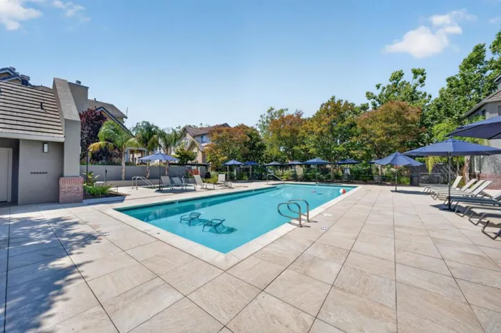 180 Espinosa Lane, Mountain View, California 94043