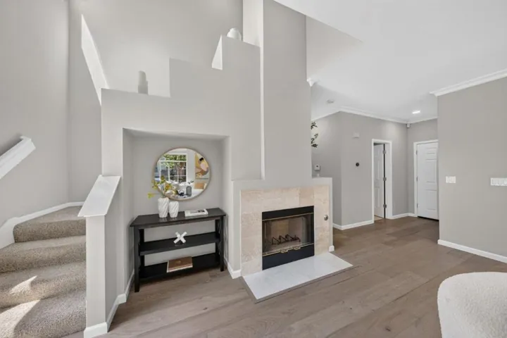 180 Espinosa Lane, Mountain View, California 94043