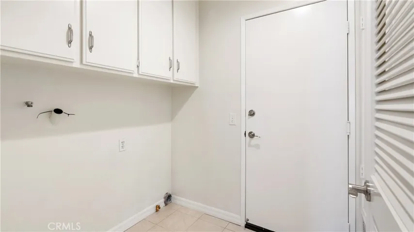 25950 Coloretti Court, Valencia, California 91355