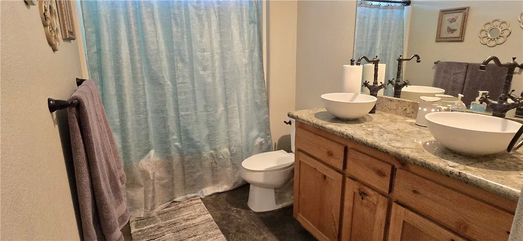 Secondary Bathroom Shower in Tub