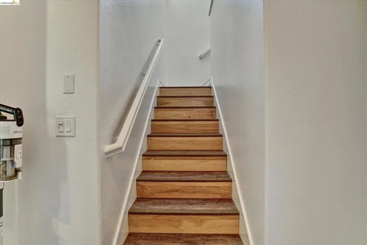 619 Falling Star Dr, Martinez, California 94553