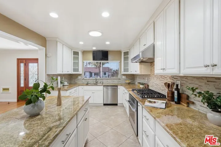 2018 W 147th Street, Gardena, California 90249