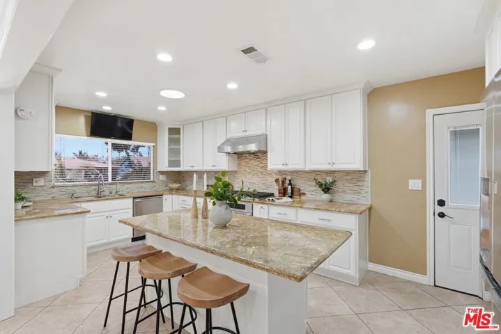 2018 W 147th Street, Gardena, California 90249
