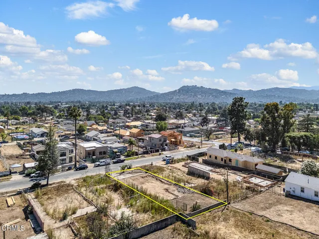 125 W Mariposa St 013-mls