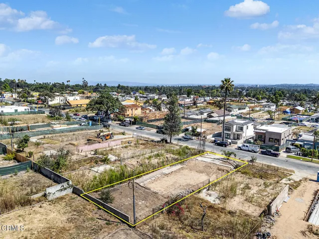 125 W Mariposa St 009-mls