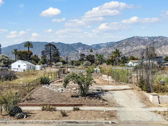 125 W Mariposa St 001-mls