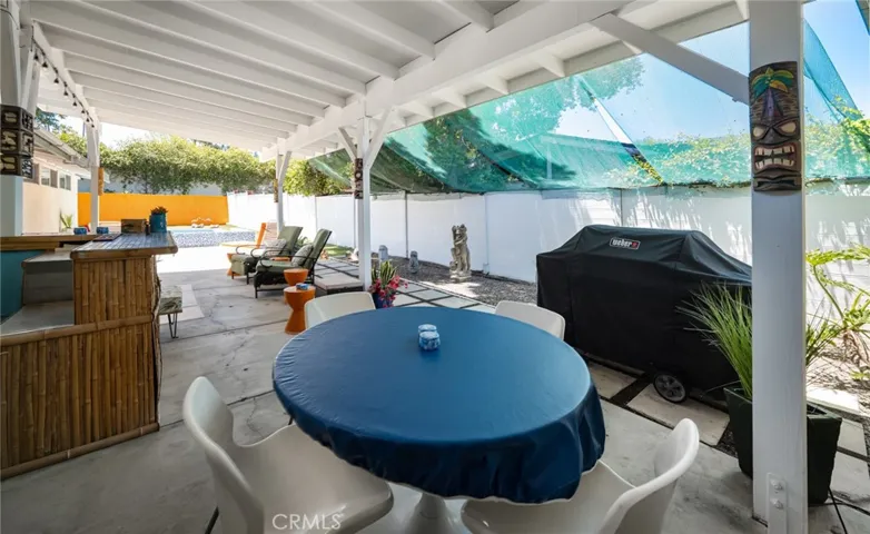 19800 Friar, Woodland Hills, California 91367