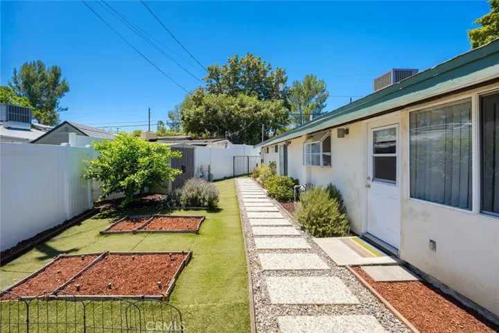 19800 Friar, Woodland Hills, California 91367