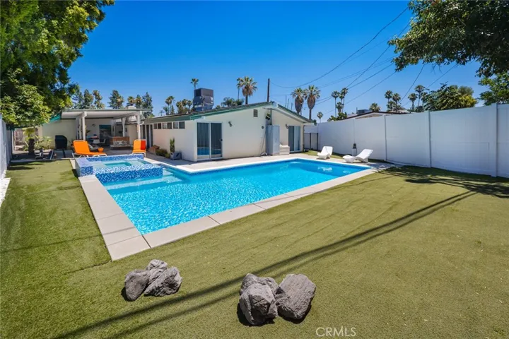 19800 Friar, Woodland Hills, California 91367