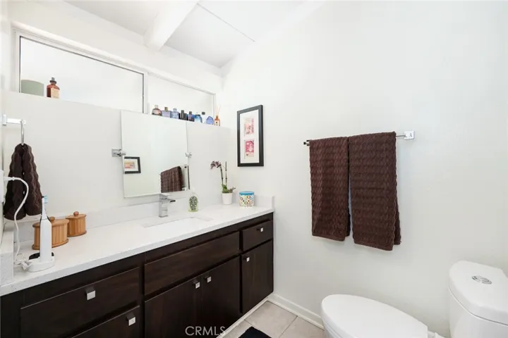 19800 Friar, Woodland Hills, California 91367