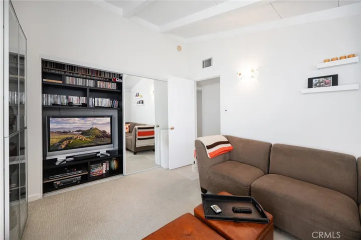 19800 Friar, Woodland Hills, California 91367