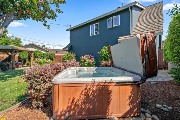 1331 Patio Drive, Campbell, California 95008
