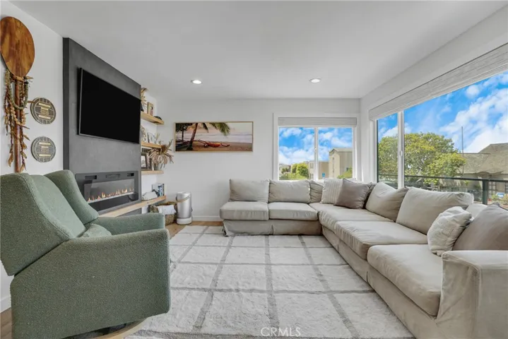 1838 Manhattan Ave, Hermosa Beach, California 90254