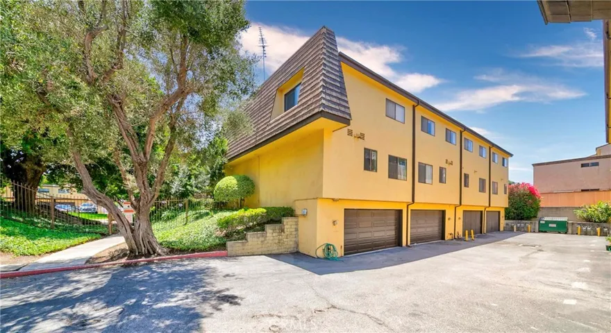 3467 171st, Torrance, California 90504