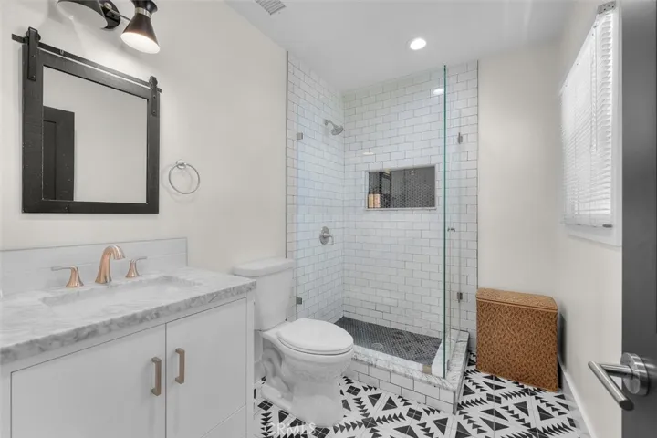 1430 Bonnie Brae, Hermosa Beach, California 90254