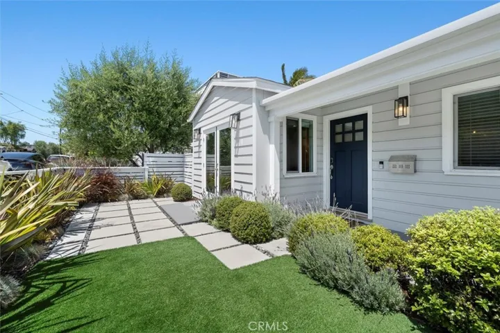 Front unit 2/2 bungalow