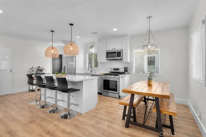 1430 Bonnie Brae, Hermosa Beach, California 90254