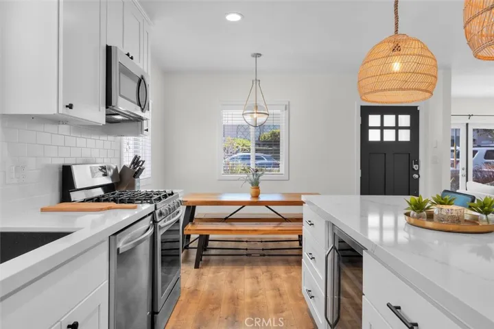 1430 Bonnie Brae, Hermosa Beach, California 90254