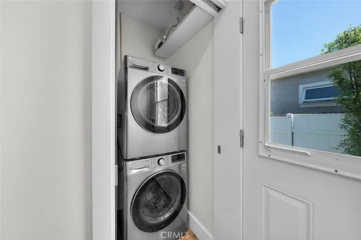 1430 Bonnie Brae, Hermosa Beach, California 90254