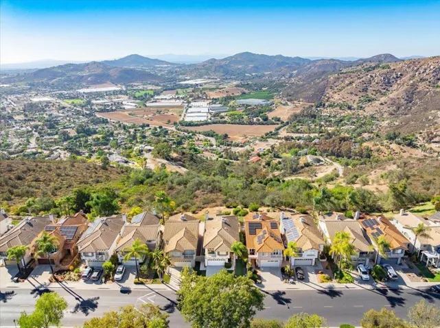 2109 Woodland Heights, Escondido, California 92026