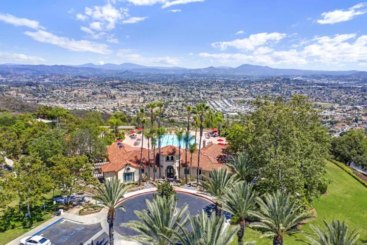 2109 Woodland Heights, Escondido, California 92026