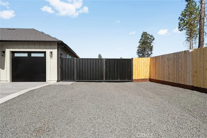5730 Crestview Drive, Paradise, California 95969