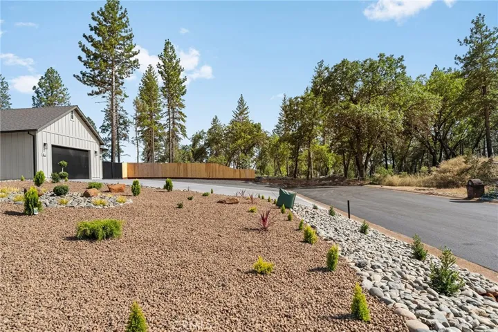 5730 Crestview Drive, Paradise, California 95969