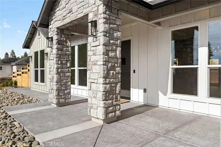 5730 Crestview Drive, Paradise, California 95969