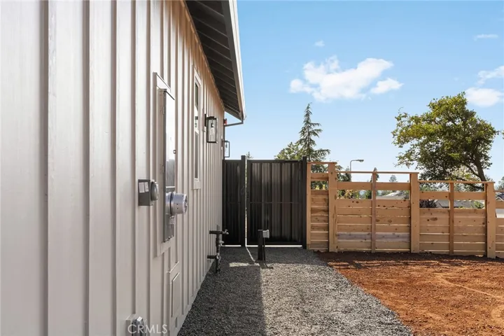 5730 Crestview Drive, Paradise, California 95969
