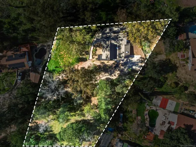 11618 Johnson Lake Road, Lakeside, California 92040