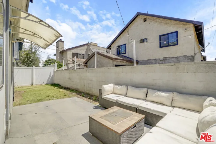 18324 Kingsdale Avenue, Redondo Beach, California 90278