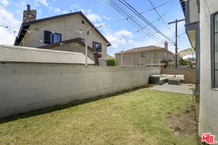 18324 Kingsdale Avenue, Redondo Beach, California 90278
