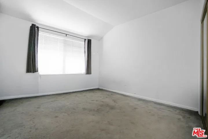 18324 Kingsdale Avenue, Redondo Beach, California 90278
