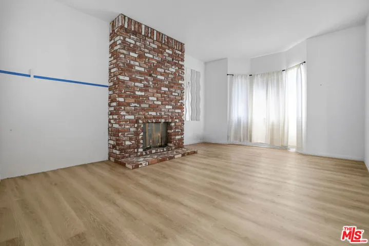 18324 Kingsdale Avenue, Redondo Beach, California 90278