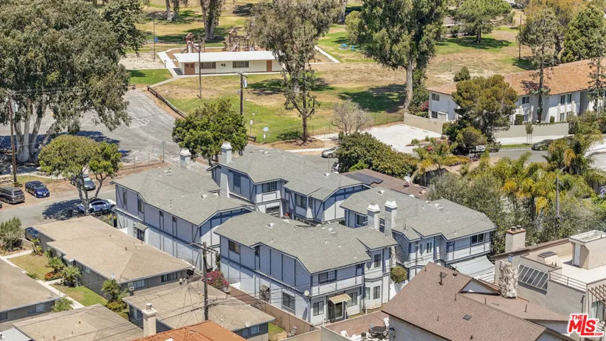 18324 Kingsdale Avenue, Redondo Beach, California 90278