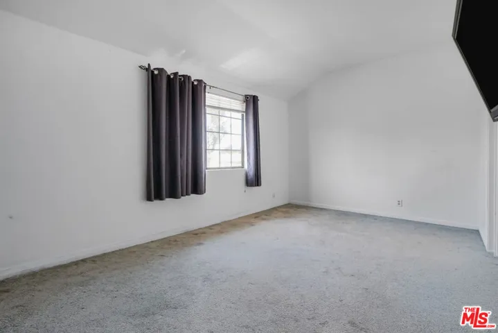 18324 Kingsdale Avenue, Redondo Beach, California 90278