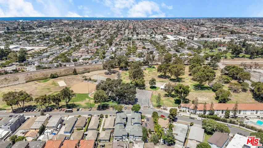 18324 Kingsdale Avenue, Redondo Beach, California 90278