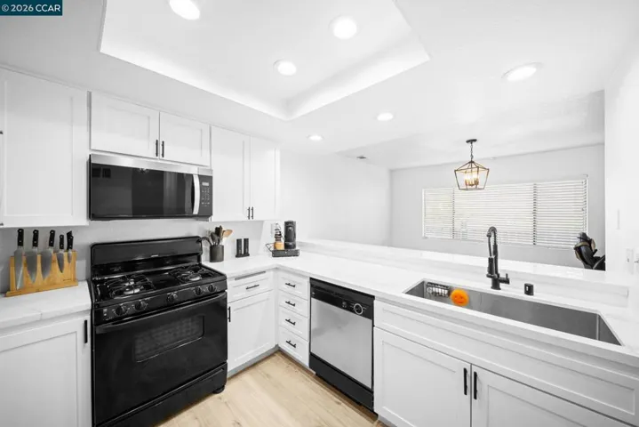 1991 Central Ave 15, Highland, California 92346