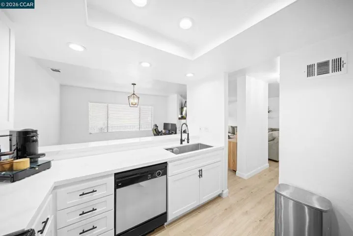 1991 Central Ave 15, Highland, California 92346