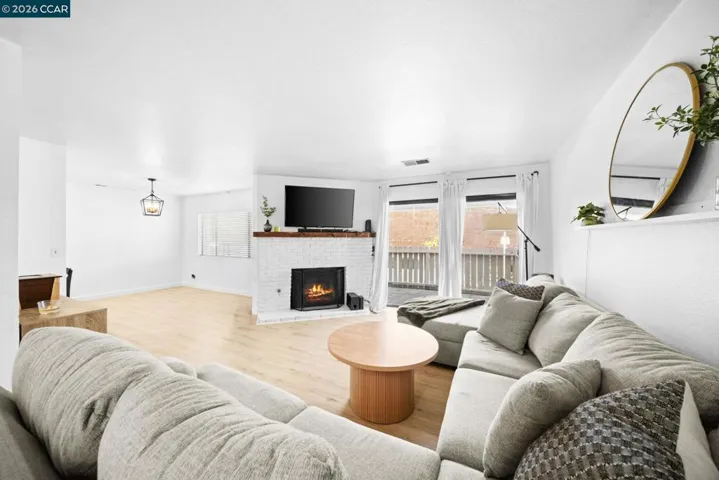 1991 Central Ave 15, Highland, California 92346