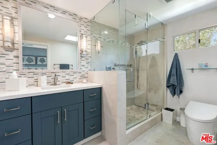 13121 Mindanao Way 4, Marina Del Rey, California 90292