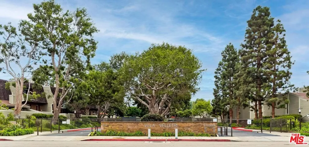 13121 Mindanao Way 4, Marina Del Rey, California 90292