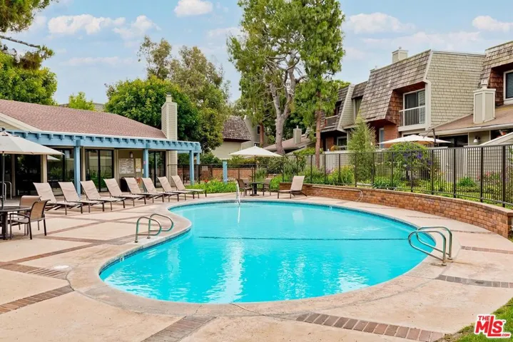 13121 Mindanao Way 4, Marina Del Rey, California 90292