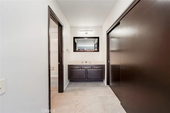 Jr Suite Bath