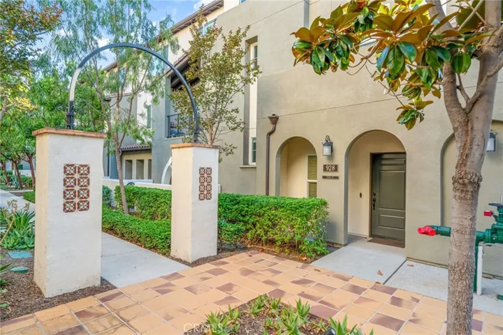 928 E Twill Court, Anaheim, California 92802
