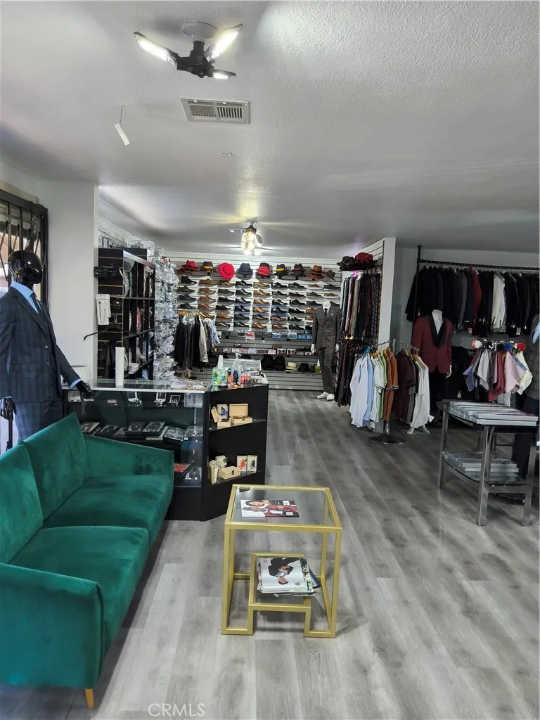 Tailor