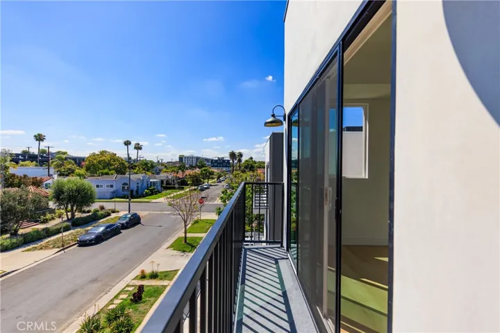 2847 S Victoria, Los Angeles, California 90016