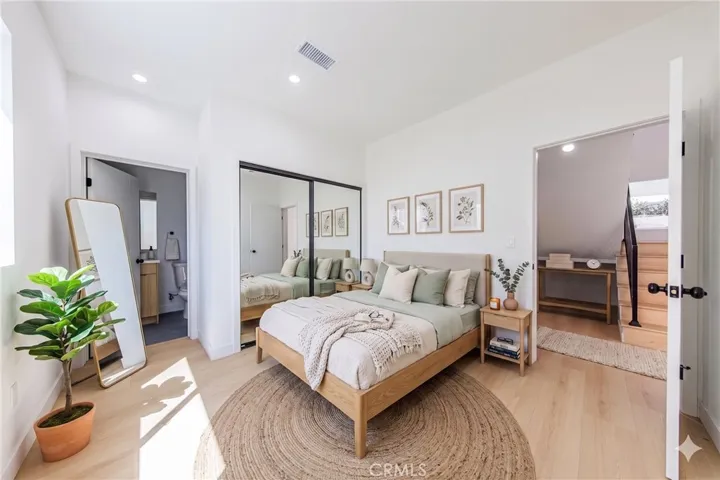 2847 S Victoria, Los Angeles, California 90016