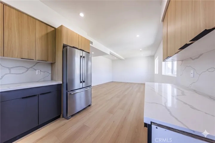 2847 S Victoria, Los Angeles, California 90016
