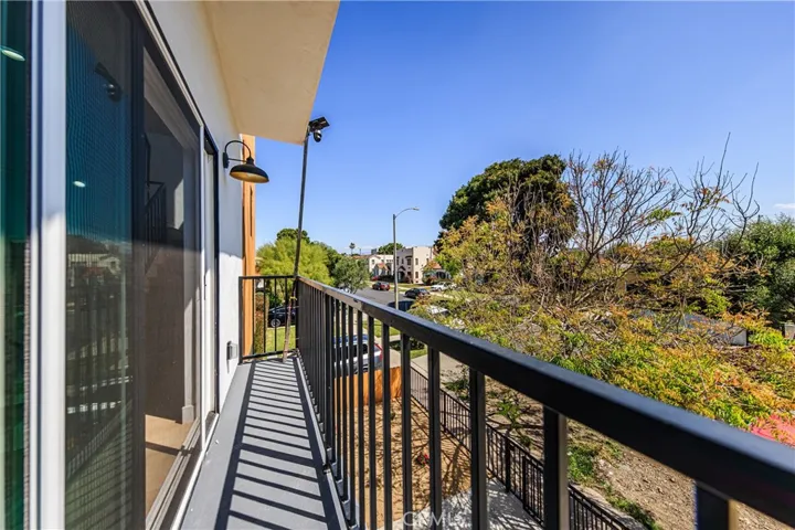 2847 S Victoria, Los Angeles, California 90016